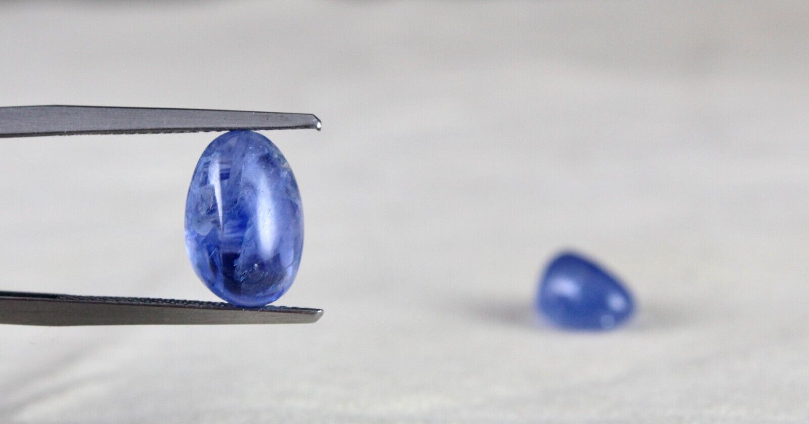 NATURAL BURMESE BLUE SAPPHIRE 13.85 CT LONG OVAL CABOCHON GEMSTONE PAIR EARRING