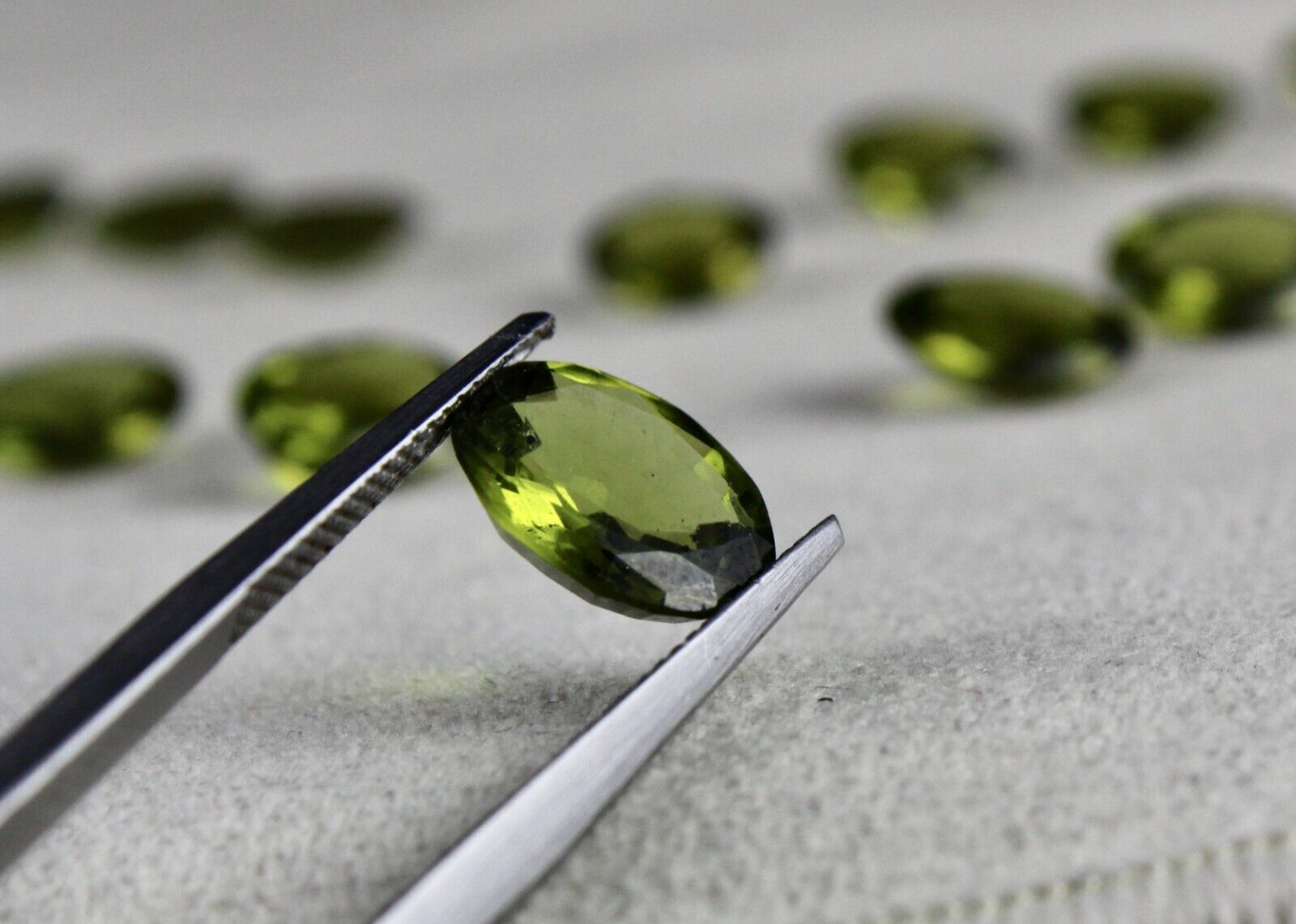 Natural Peridot Oval Cut 11x9mm 26 Pc 60.86 Ct Green Gemstone Ring Earring Set