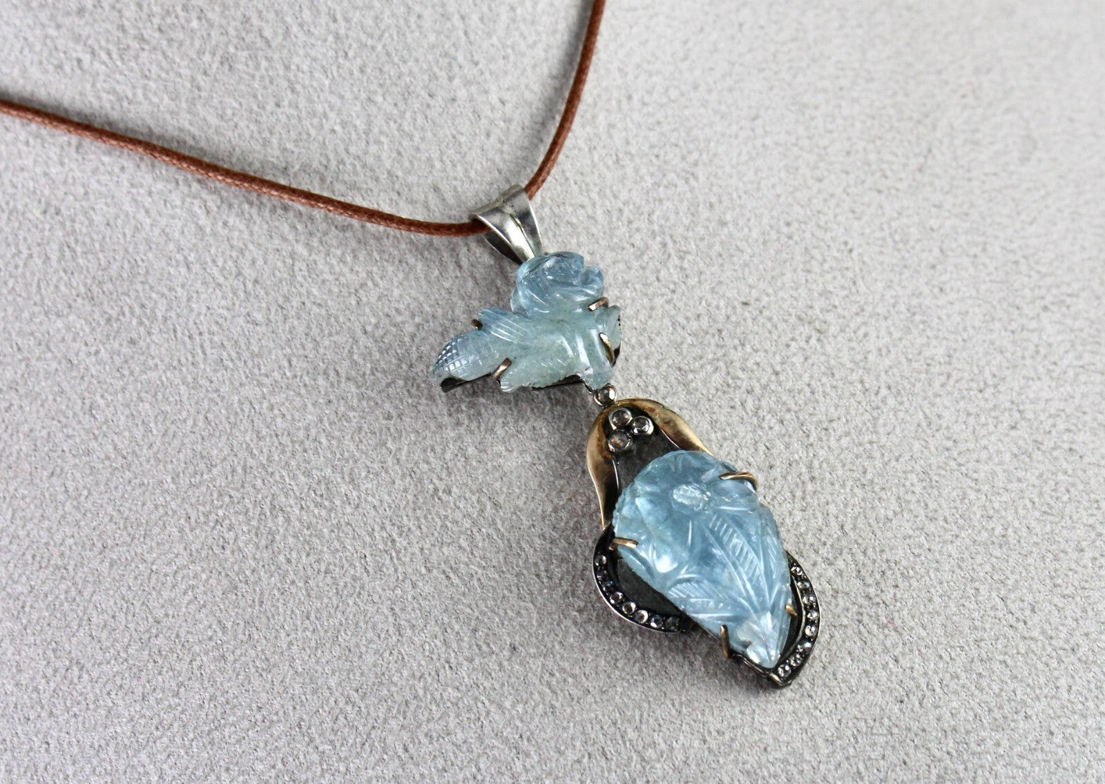 Natural Blue Aquamarine 10ct Carved Natural Diamond 18k Gold 925 Silver Pendant