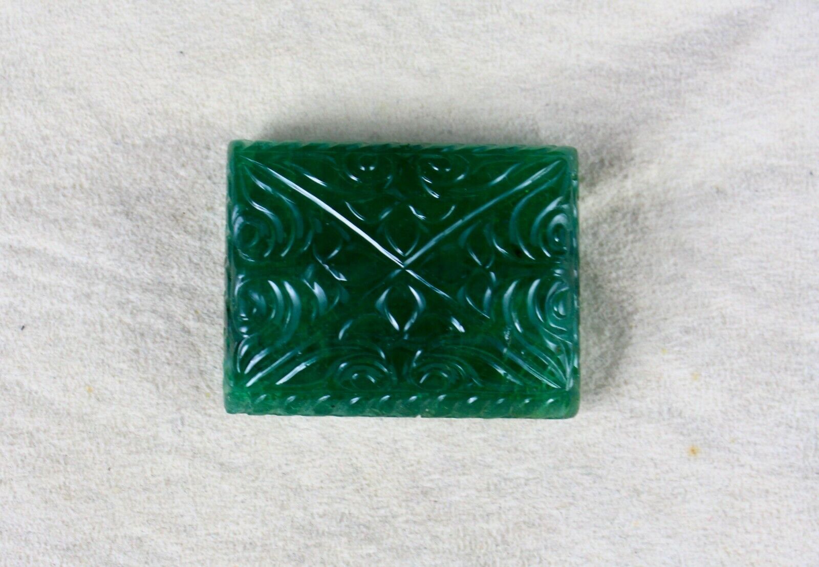 NATURAL ZAMBIAN EMERALD CARVED RECTANGLE 154.50 CARATS 31X40 MM GEMSTONE PENDANT