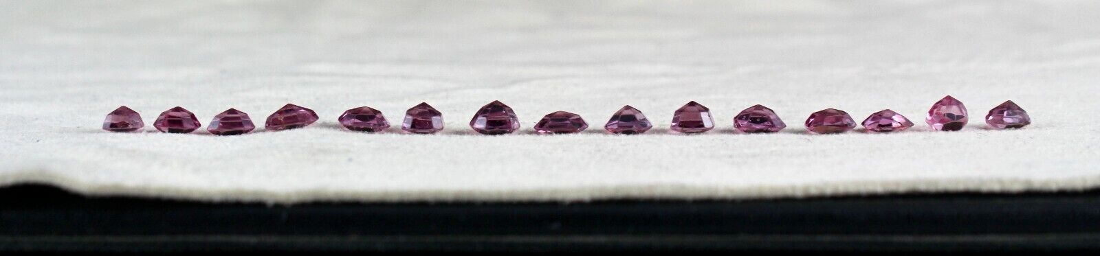 NATURAL OLD SPINEL LALDI CUSHION CUT 15PCS 10.95CTS GEMSTONE DESIGN BRACELET SET