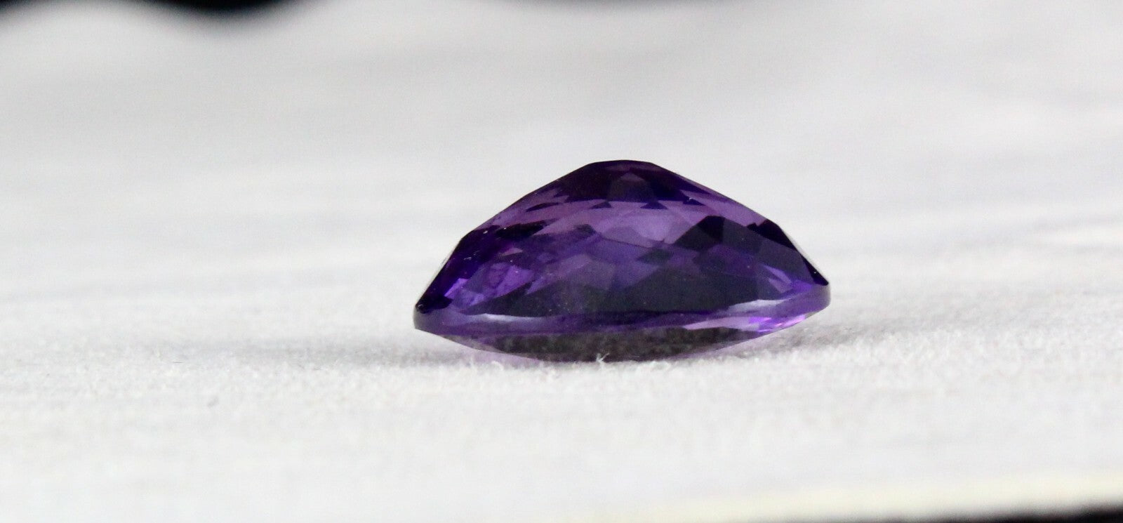 Amethyst Oval Cut 20x15mm 16.85ct Gemstone For Pendant Ring