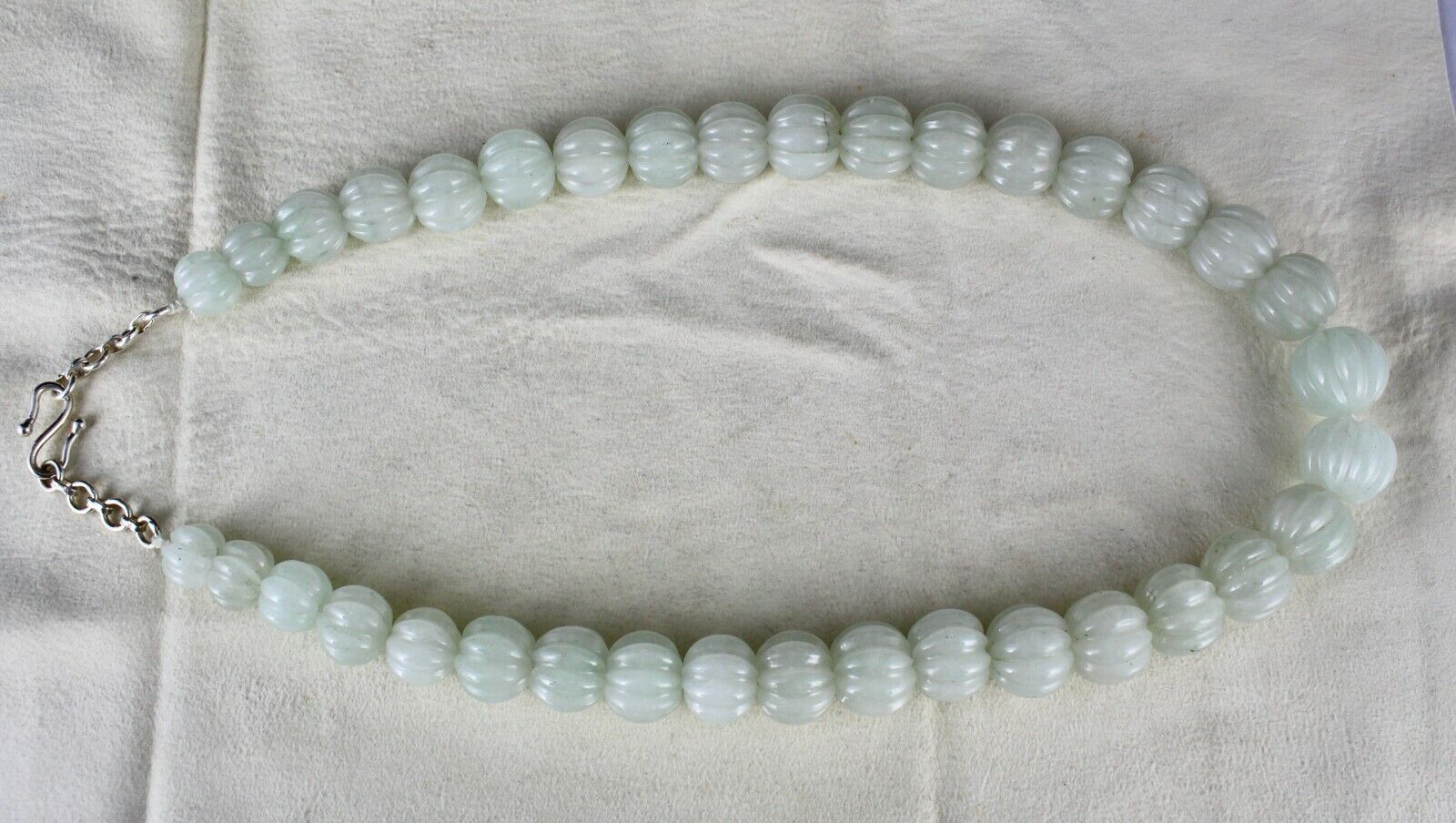 NATURAL INDIAN JADE MELON CARVED BEADS 1 L 828 CARATS GEMSTONE SILVER NECKLACE