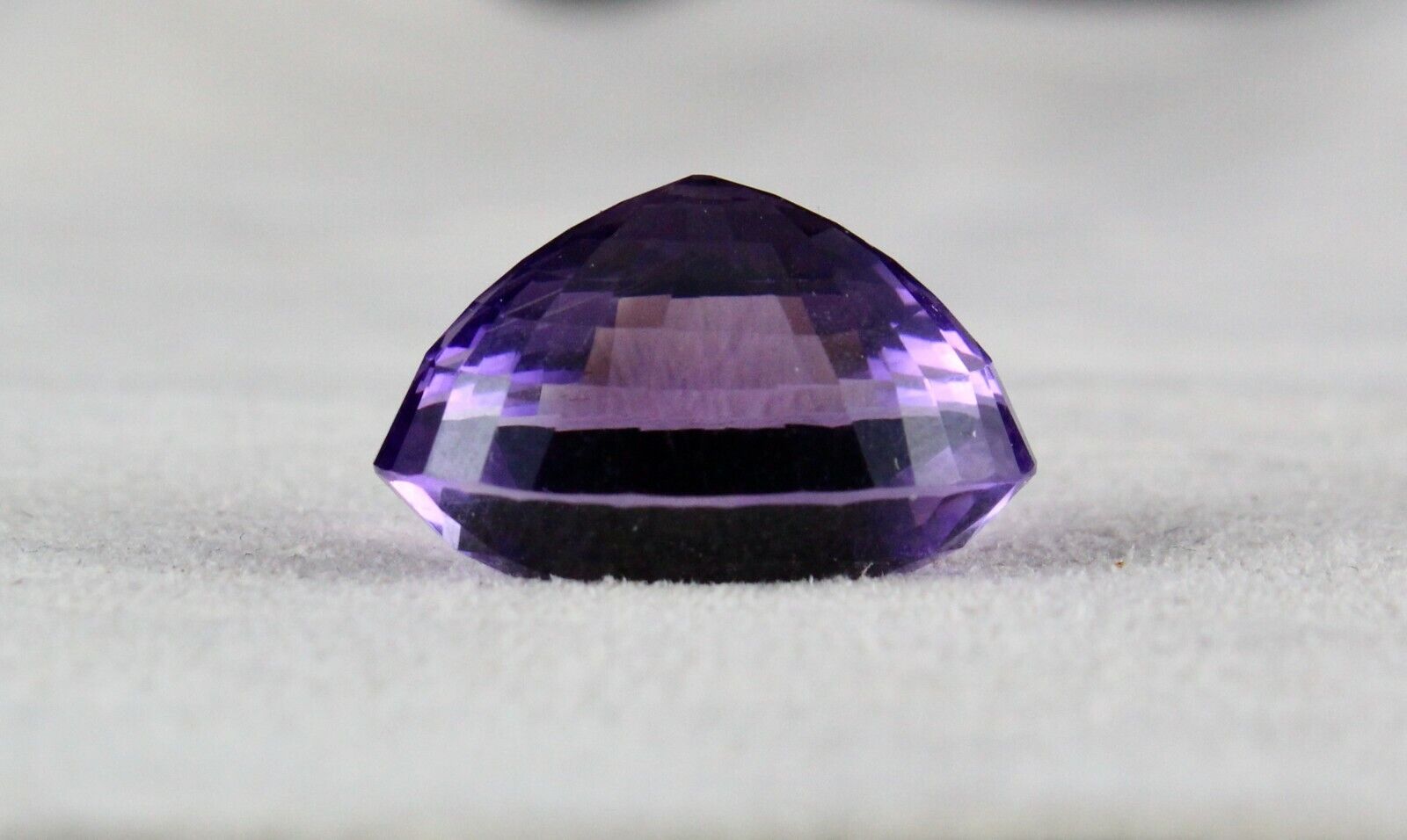 Natural Amethyst Oval Cut Gemstone 22x15 mm 25.48 Cts Designing Pendant Ring