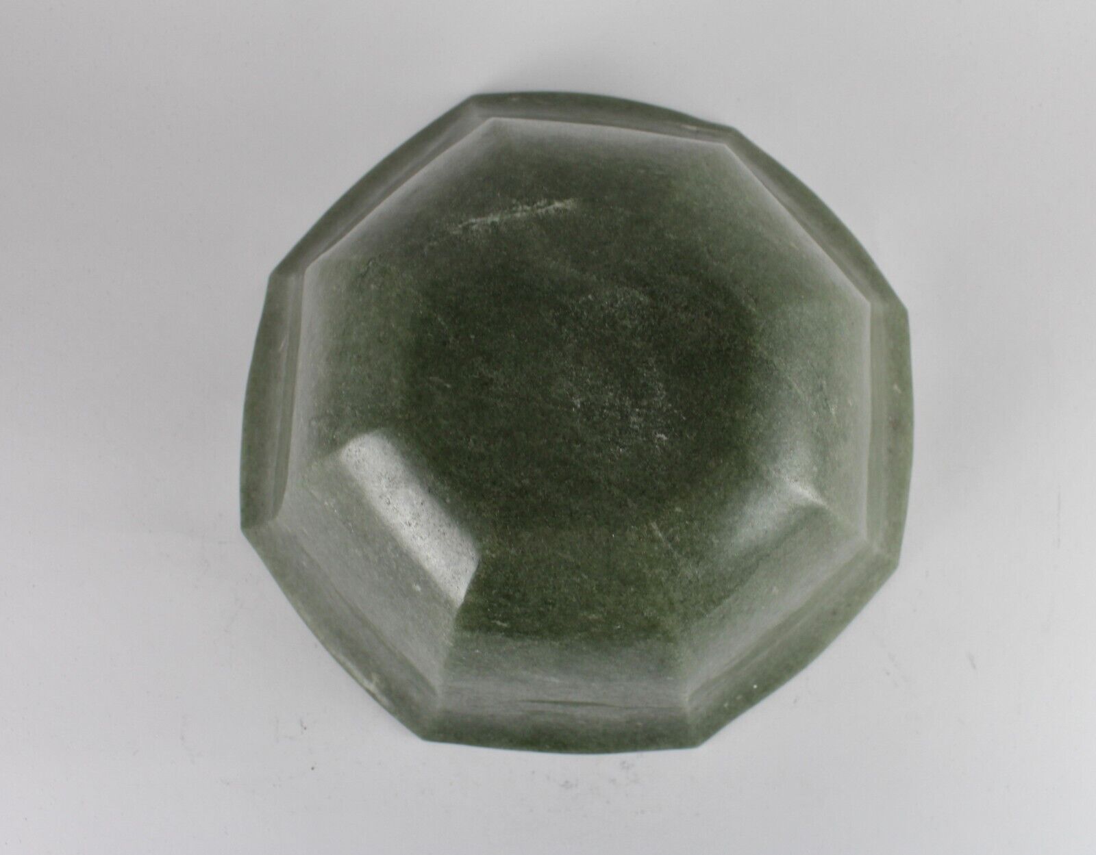 UNIQUE NATURAL GREEN AVENTURINE CARVED BOWL 3200 CT RARE GEMSTONE FOR HOME DECOR