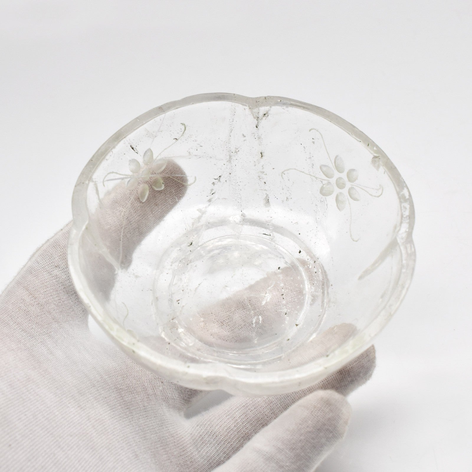 Certified Natural Rock Crystal Quartz 975 Ct Engraved White Gemstone Bowl Decor