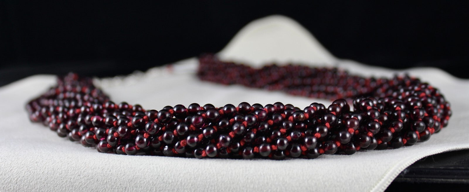 Natural Red Garnet Beads 2043 Ct Round Knotted 15 Line Gemstone Necklace