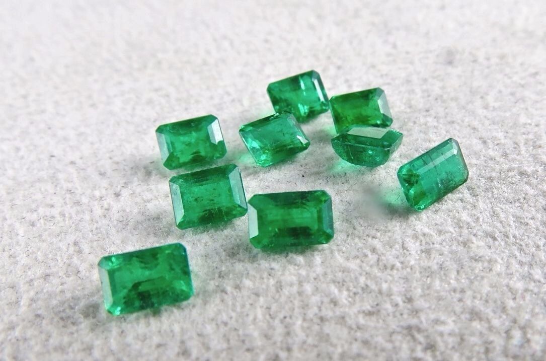 6X4 MM NATURAL EMERALD OCTAGON CUT 9 PCS 5.59 CARATS GEMSTONE DESIGNING JEWELS