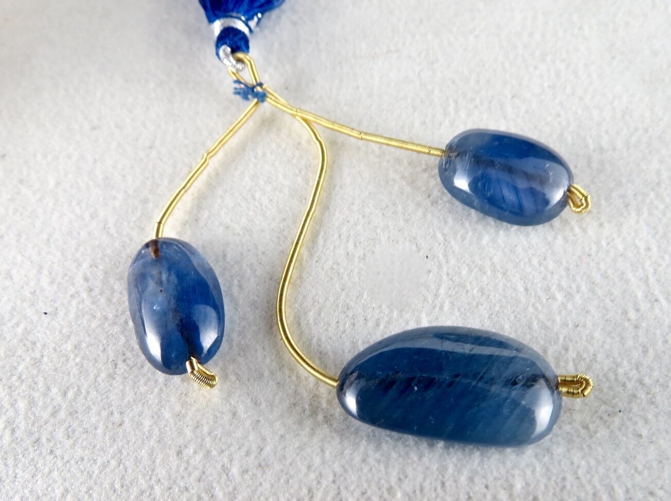 NATURAL UNHEATED BLUE SAPPHIRE BEADS CABOCHON 3 PCS 37 CARATS GEMSTONE HANGING