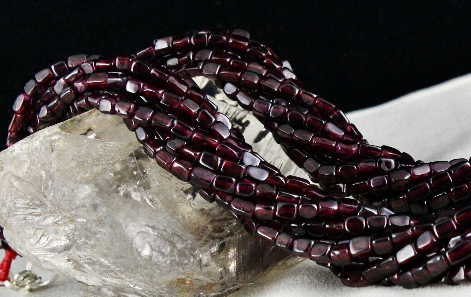 NATURAL RED GARNET BEADS SQUARE 10 L 1085 CTS GEMSTONE LADIES FASHION NECKLACE