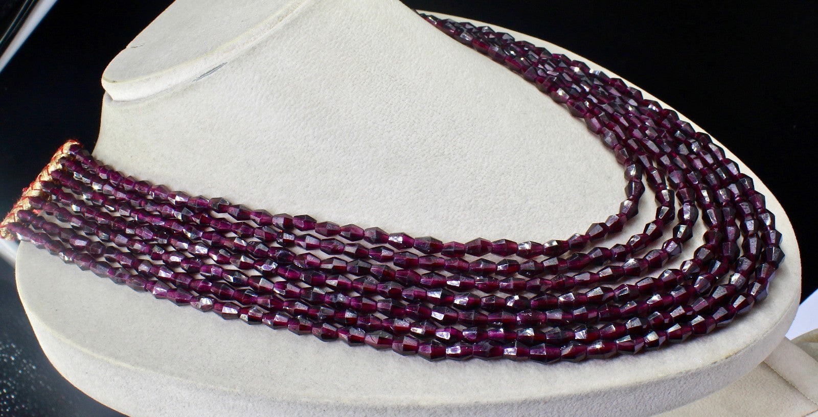 Natural Garnet 917 Ct Faceted Gemstone Beaded Necklace For Women