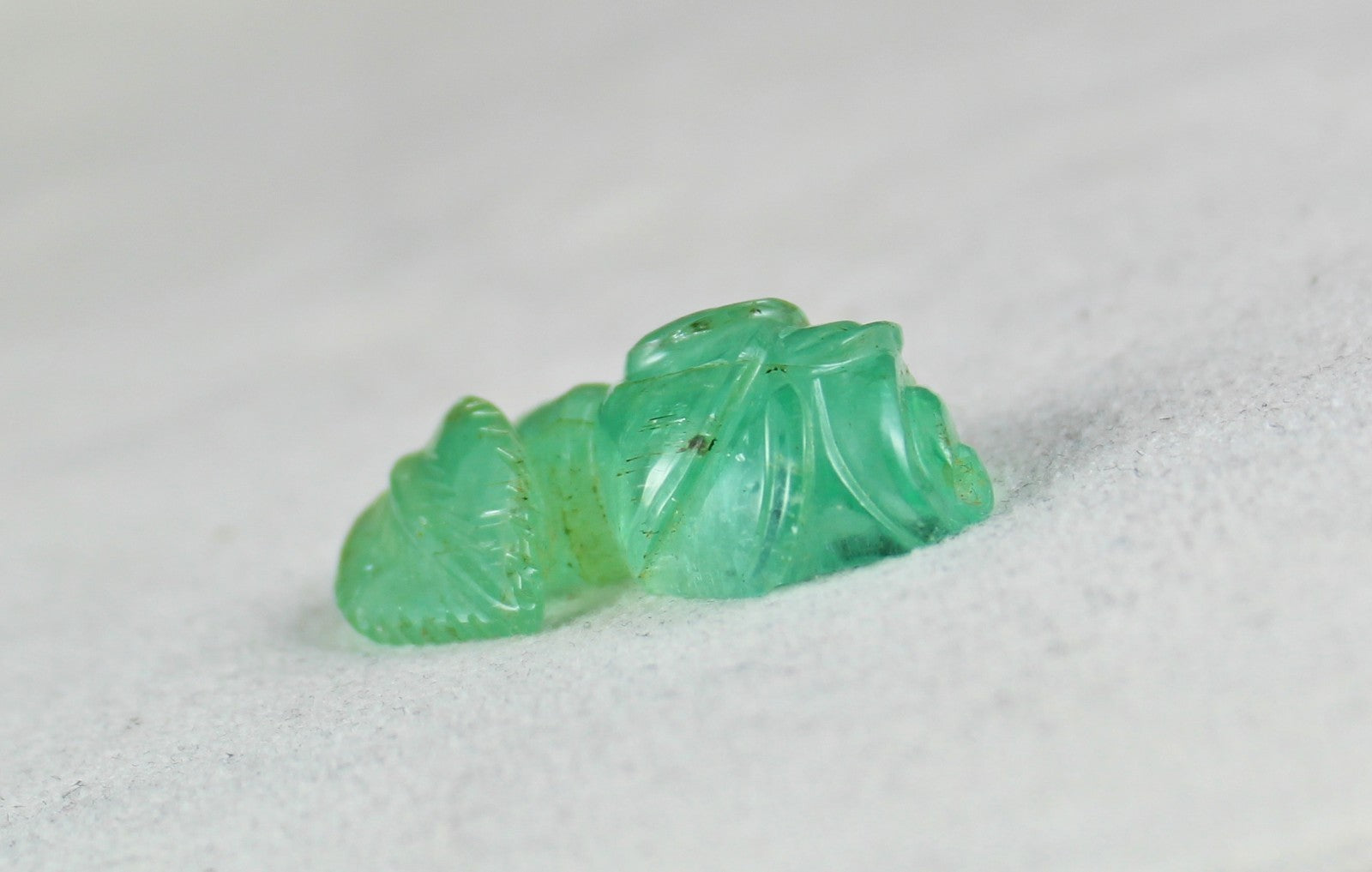 Certified Gtl Natural Colombian Emerald 49 Ct Carved Rose Loose Gemstone