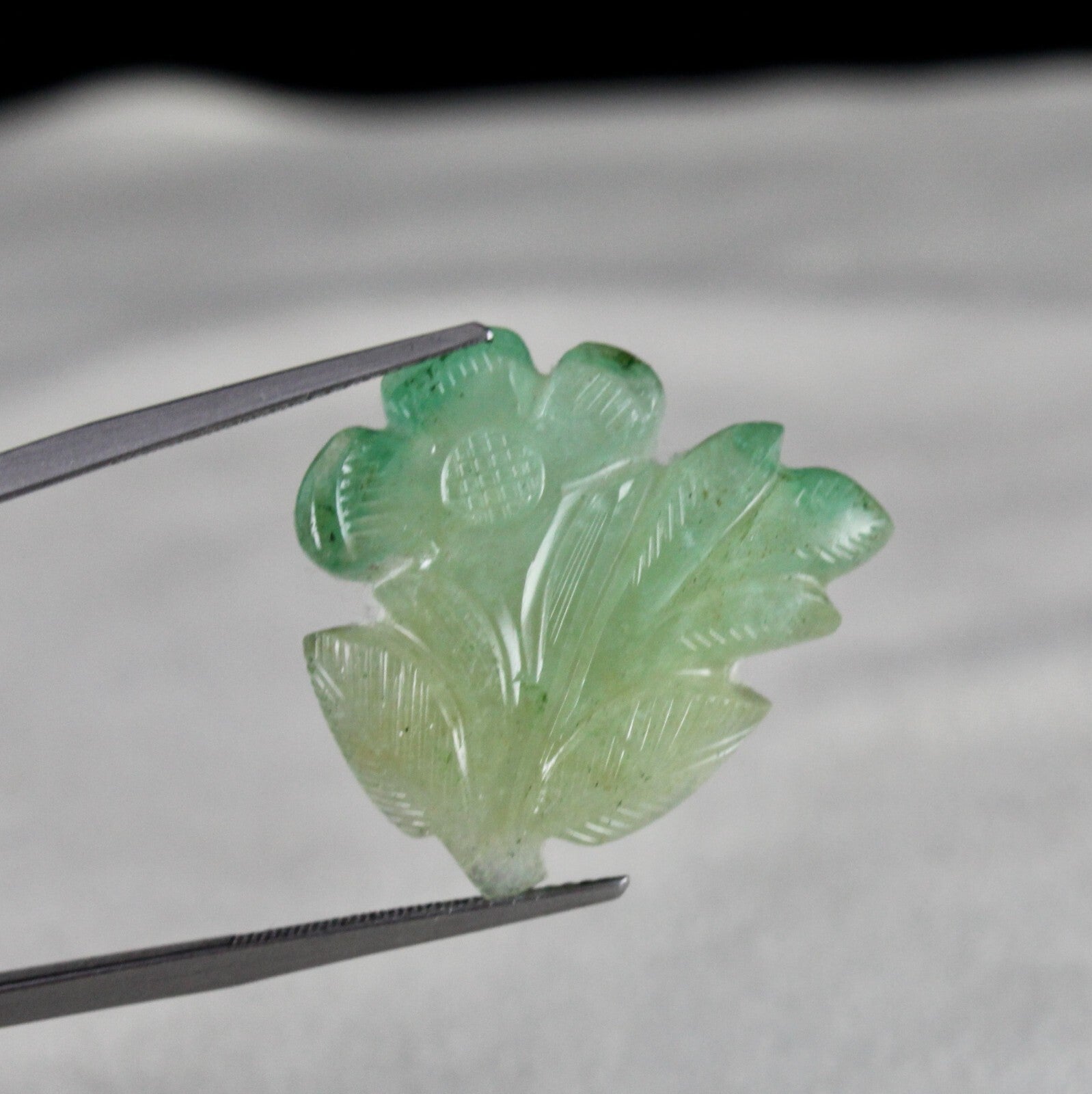 Certified Natural Colombian Emerald 27.55ct Leaf Carved Gem For Ring & Pendant