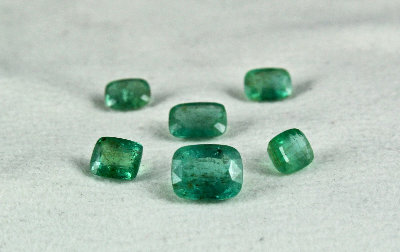 Certified Earth Mined Natural Emerald Cushion Cut 9.59 Ct Gemstone Set