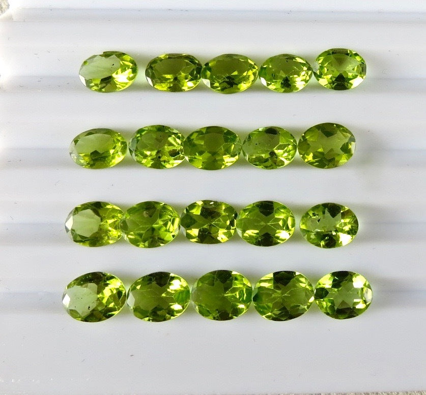 Natural Peridot Oval Cut 9x7 Mm 20 Pcs 31 Cts Gemstones For Ring Earring Pendant