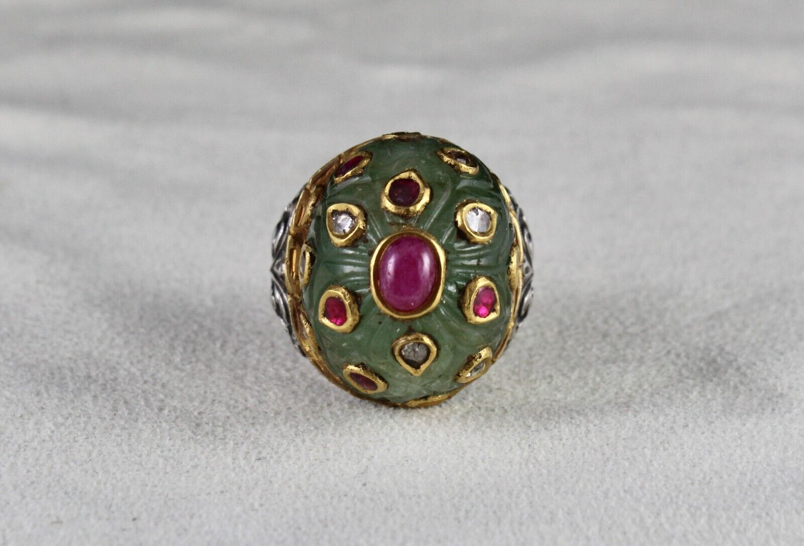 ANTIQUE COLOMBIAN EMERALD CARVED RUBY DIAMOND GOLD JADAU LADIES 925 SILVER RING