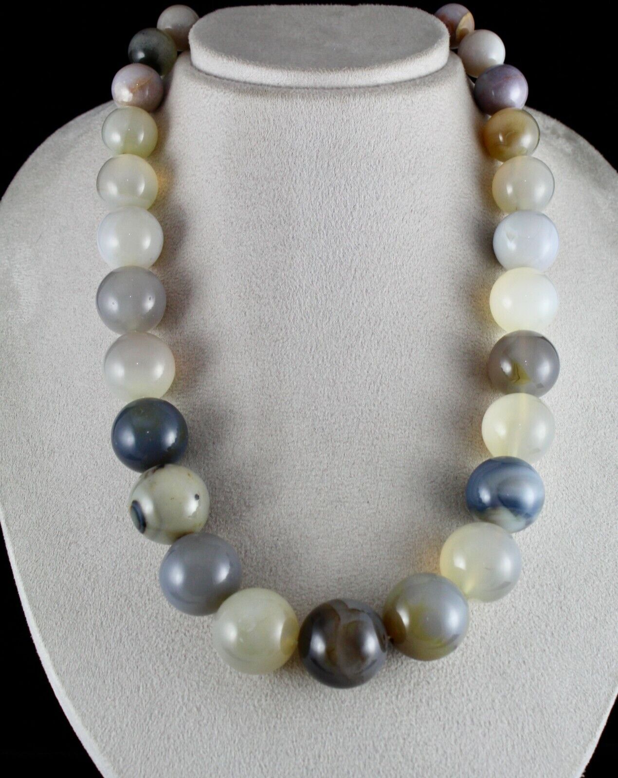 Big Natural Agate Beads Multi Round 1 Line 1562 Carats Gemstone Silver Necklace