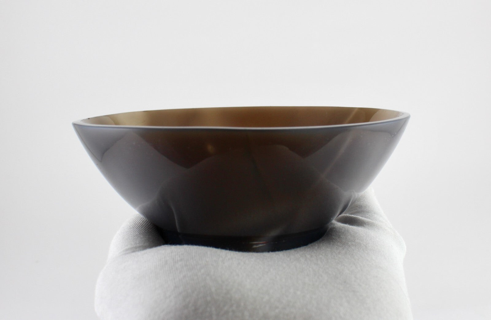 Natural Chalcedony 1230ct Handcrafted Round Bowl Home Decor Designer Piece