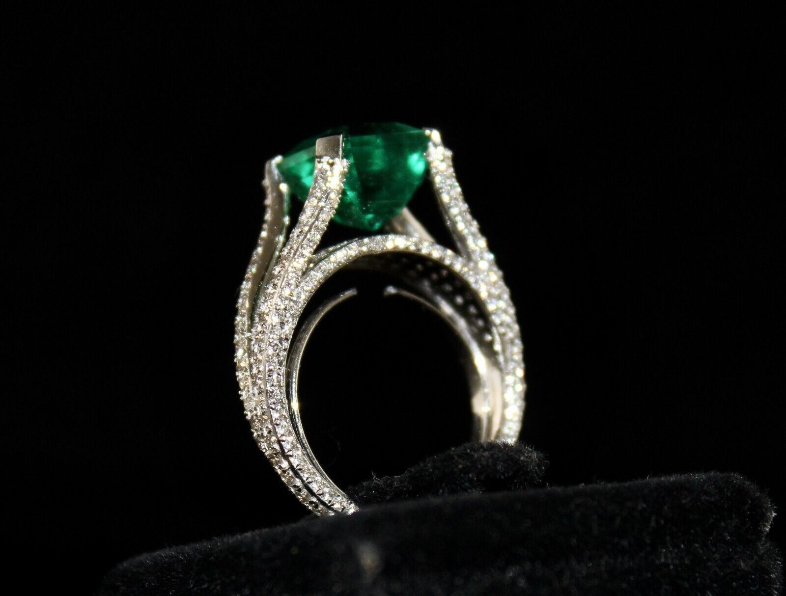 Certified Natural Emerald Square 4.95Ct H-SI Diamond Cut 18k Gold Statement Ring