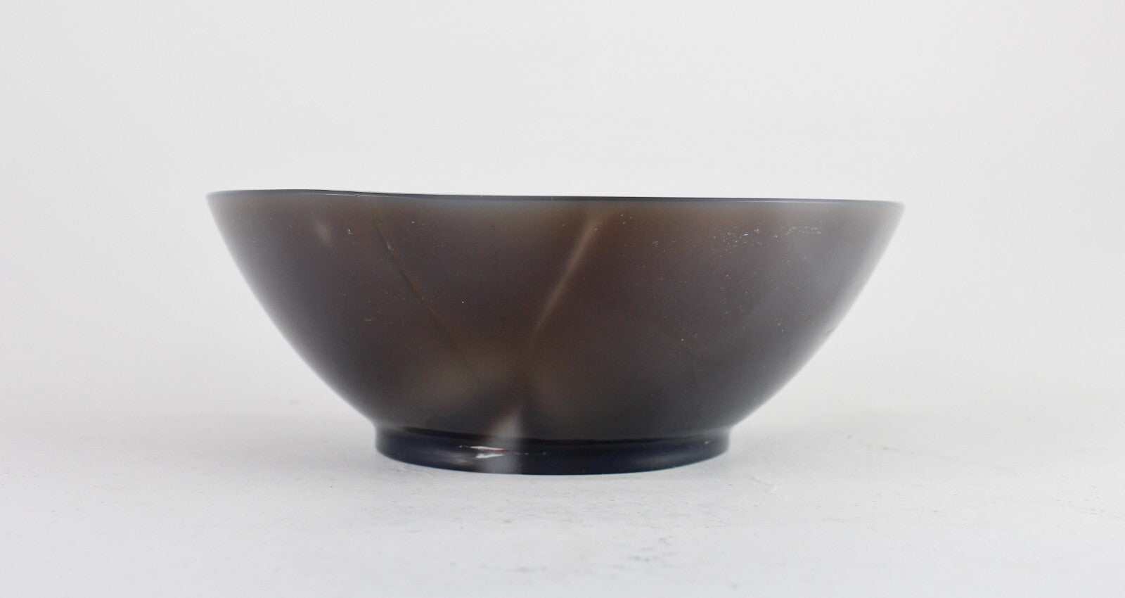 Natural Chalcedony 1230ct Handcrafted Round Bowl Home Decor Designer Piece