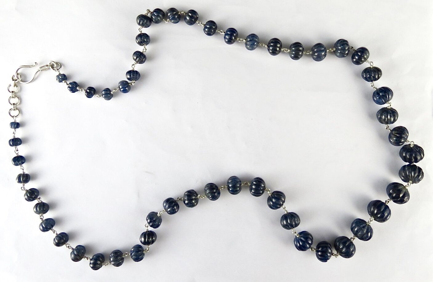 Old Natural Blue Sapphire Beads Carved Melon 552 Carats Gemstone Silver Necklace