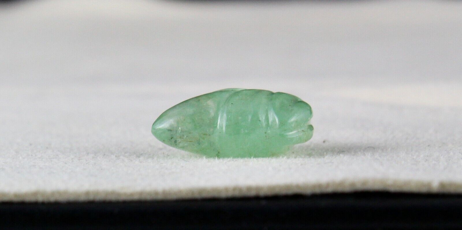 NATURAL COLOMBIAN EMERALD CARVED LEAF 12.07 CARATS GEMSTONE FOR PENDANT RING