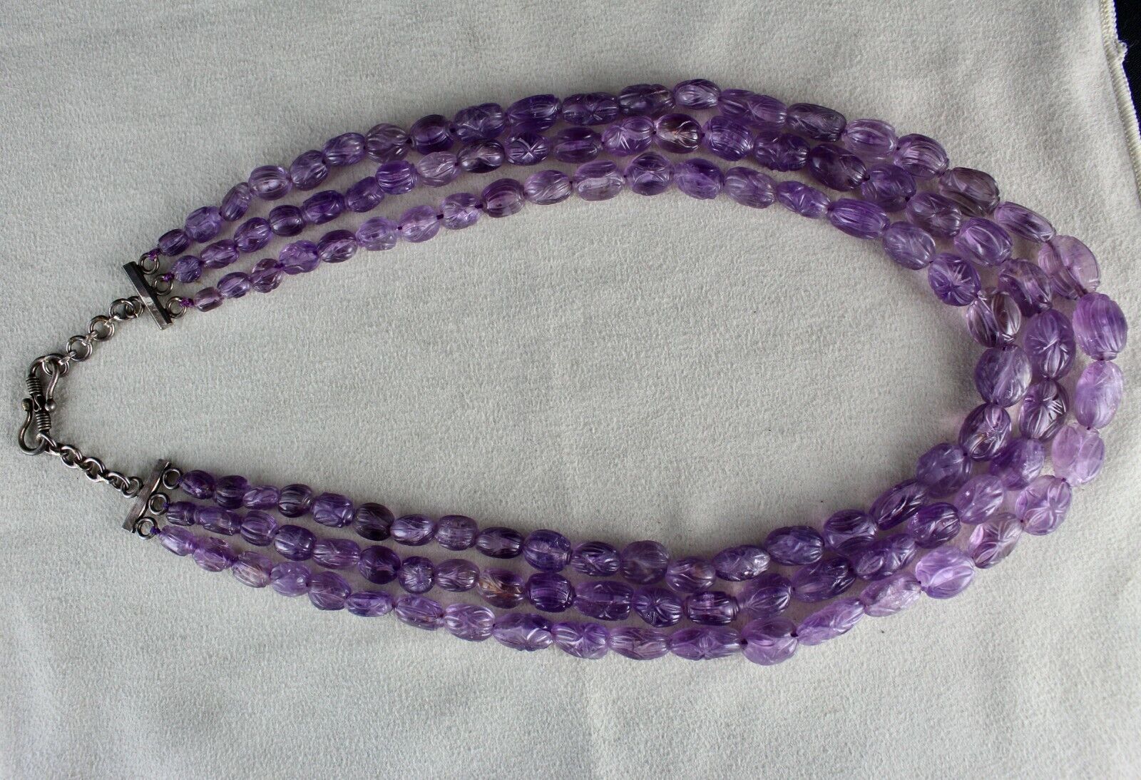 ANTIQUE NATURAL AMETHYST BEADS CARVED 3 LINE 716 CARATS GEMSTONE SILVER NECKLACE