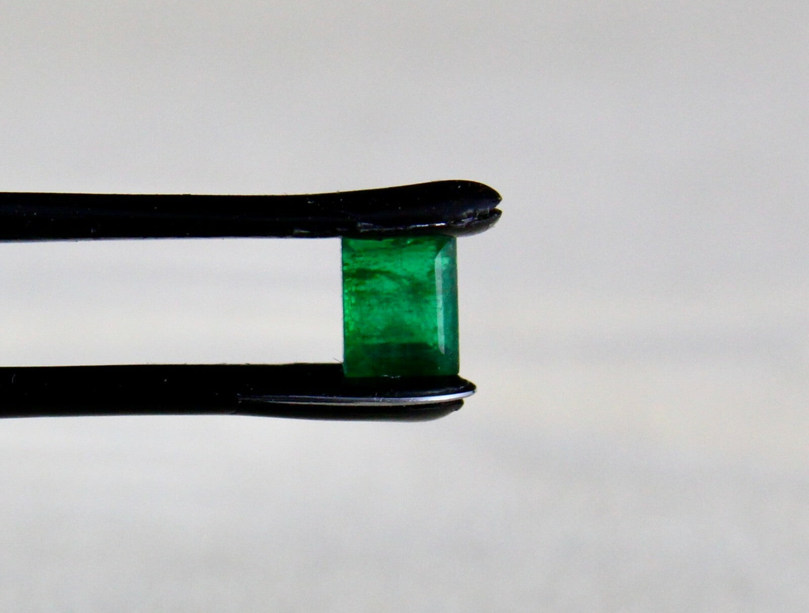 Certified Natural Zambian Emerald Octagon 5x4mm 18pcs 10.20ct Gemstone Designing