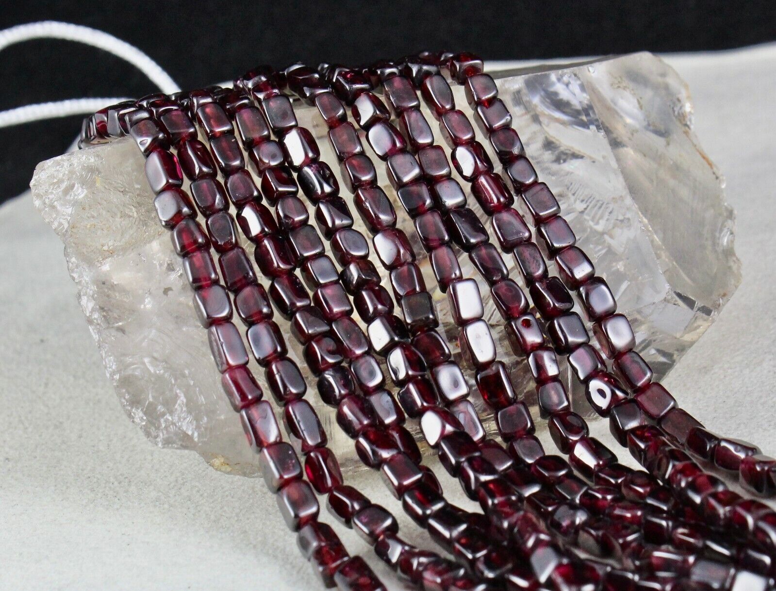 NATURAL GARNET BEADS SQUARE 5 LINE 842 CARATS GEMSTONE FASHION LADIES NECKLACE