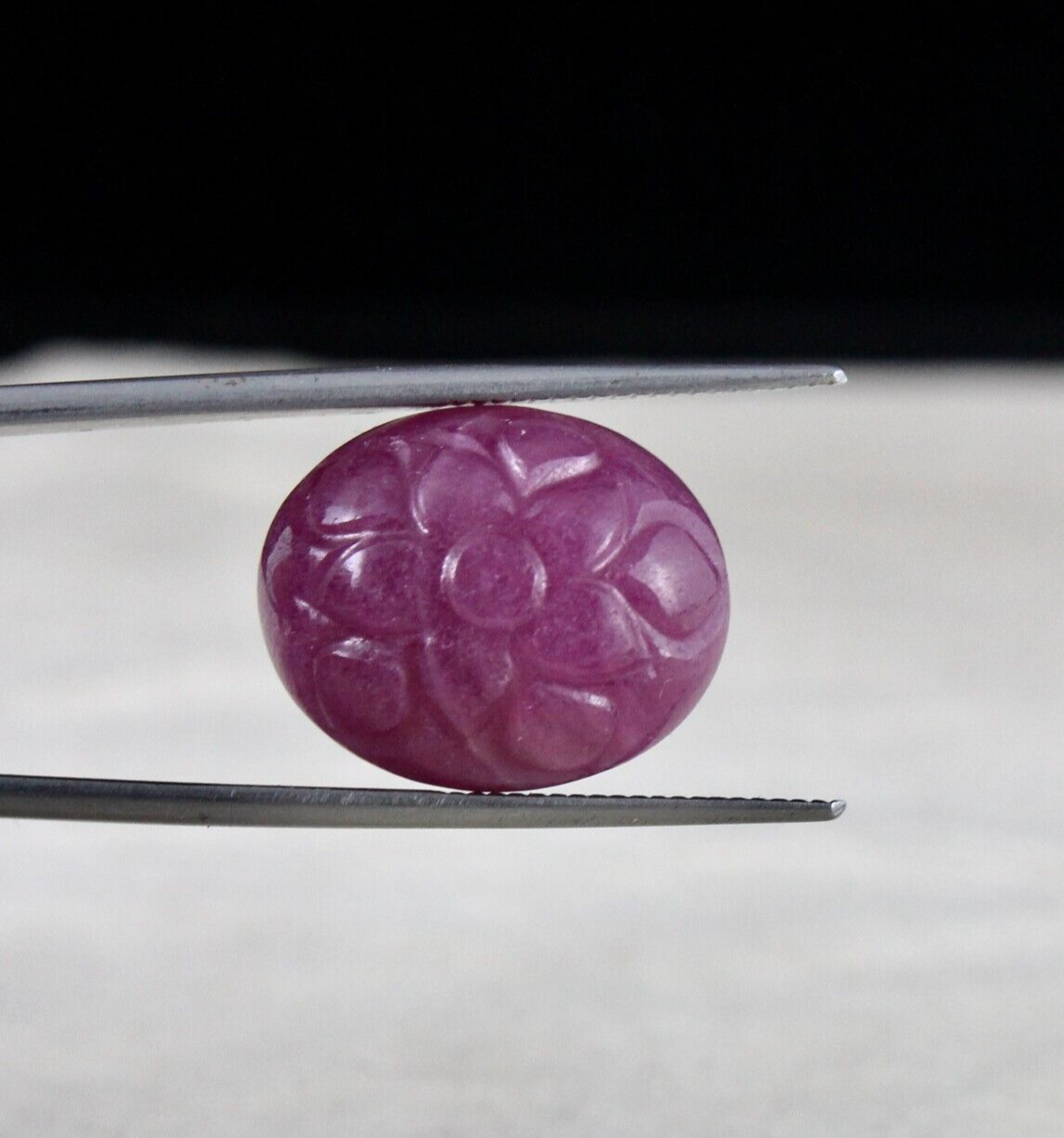 Certified Natural Ruby Carved Oval 22.40ct Loose Gemstone For Pendant Ring