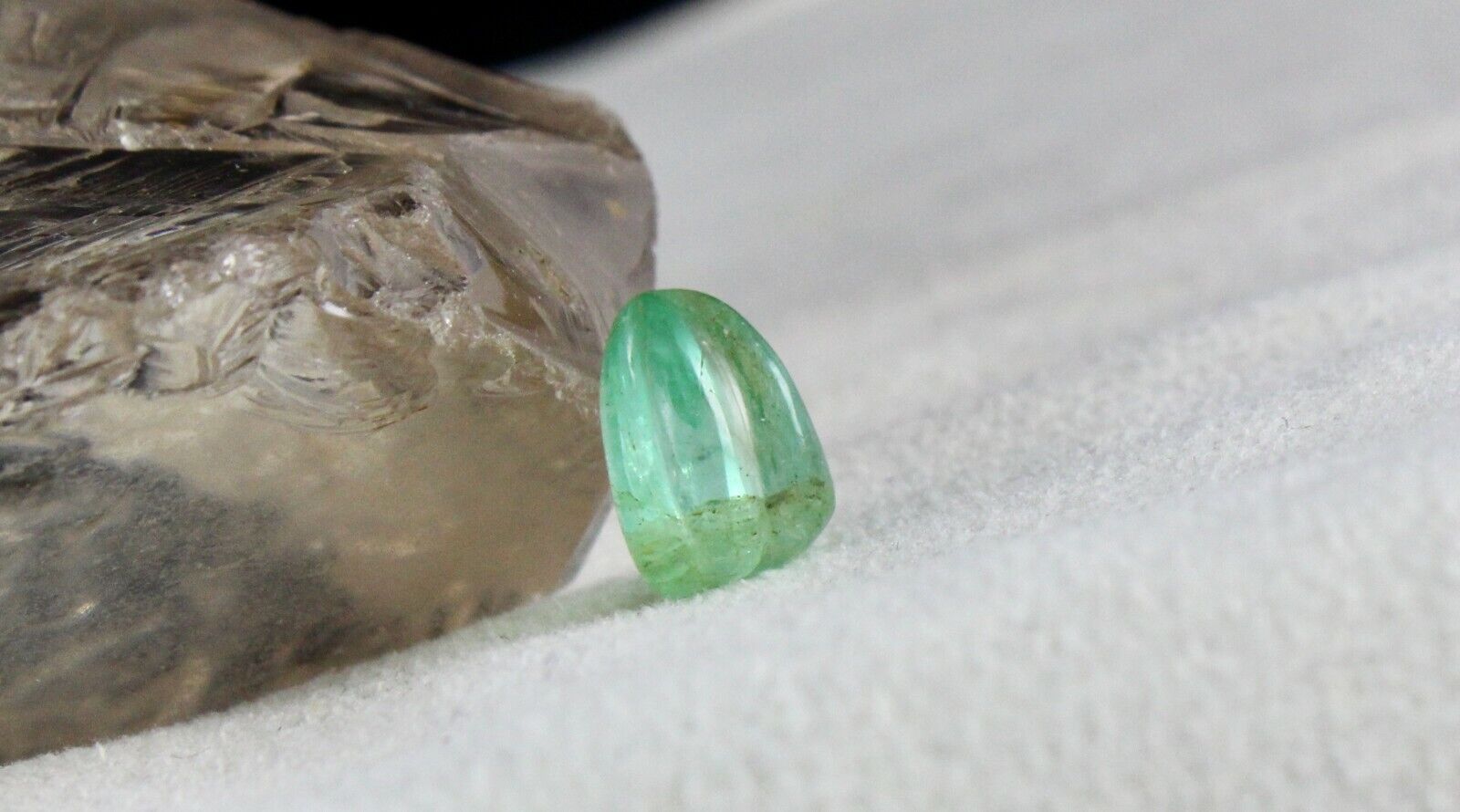 NATURAL COLOMBIAN EMERALD CARVED MELON 7. 22 CTS LOOSE GEMSTONE RING PENDANT