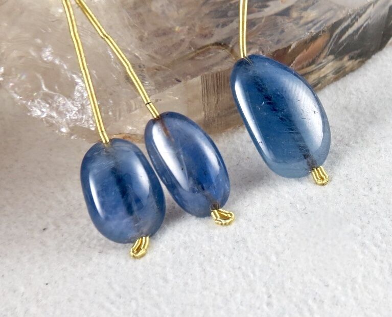 NATURAL UNHEATED BLUE SAPPHIRE BEADS CABOCHON 3 PCS 37 CARATS GEMSTONE HANGING