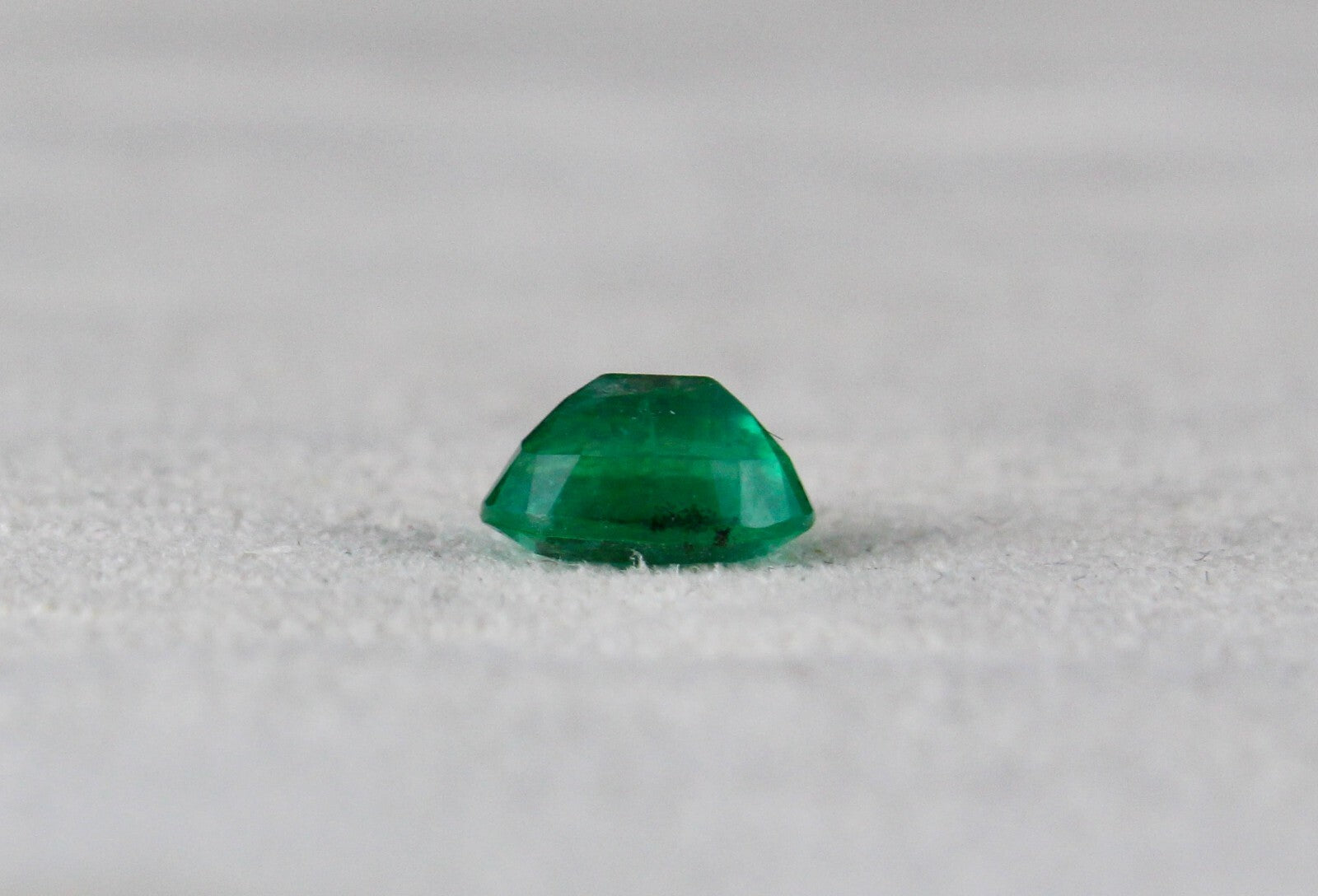Natural Zambian Emerald 1.12ct Oval Cut Gemstone Ring Pendant