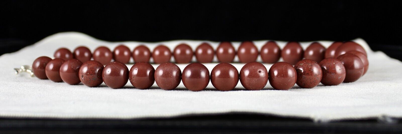 NATURAL RED JASPER BEADS ROUND GEMSTONE 1 L 928 CARATS LADIES FASHION NECKLACE