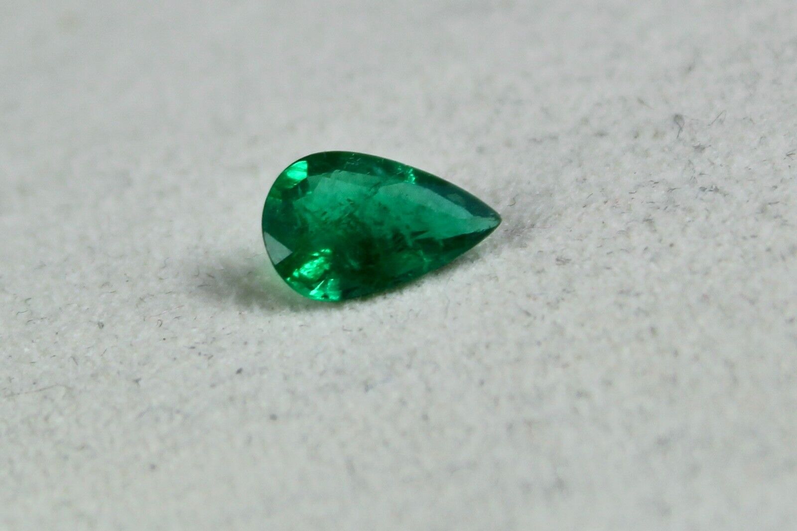 10MM NATURAL ZAMBIAN EMERALD PEAR SHAPE 1.20 CARATS GEMSTONE FOR RING & PENDANT 