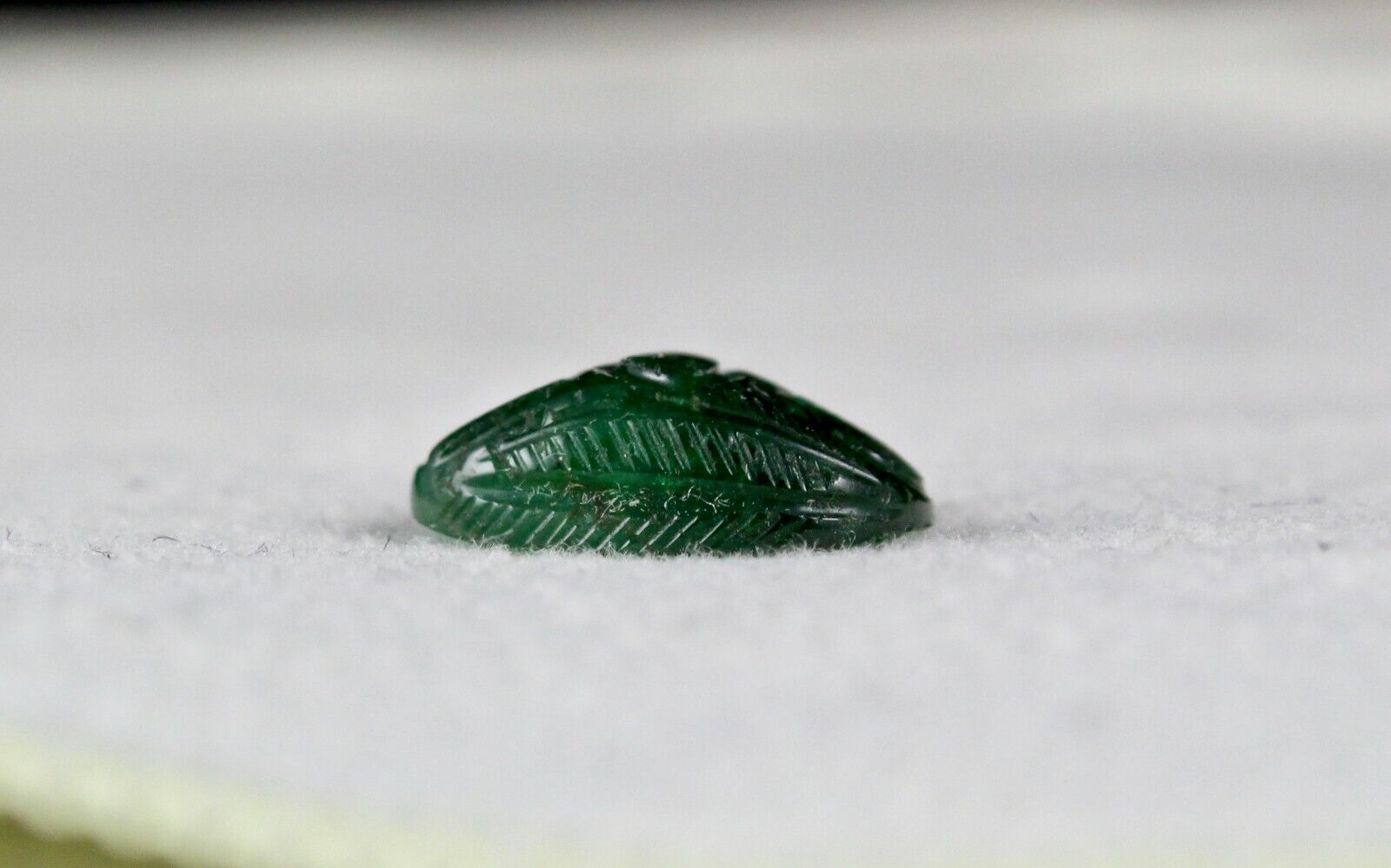 NATURAL ZAMBIA EMERALD CARVED CABOCHON 7.09 CARATS GEMSTONE FOR RING PENDANT