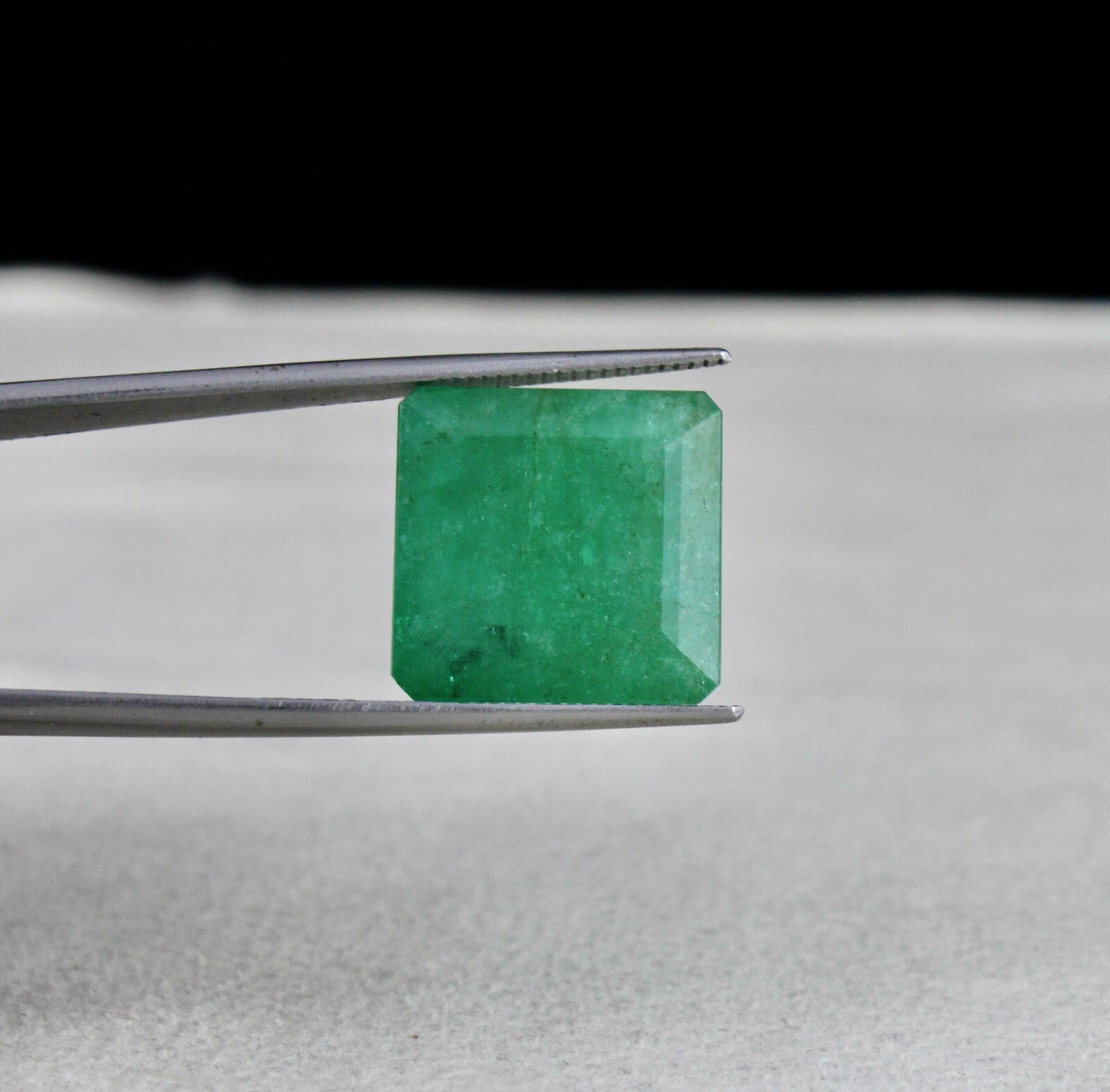 Certified Natural Unheated Emerald 19.47ct Square Cut Gemstone For Ring/pendant