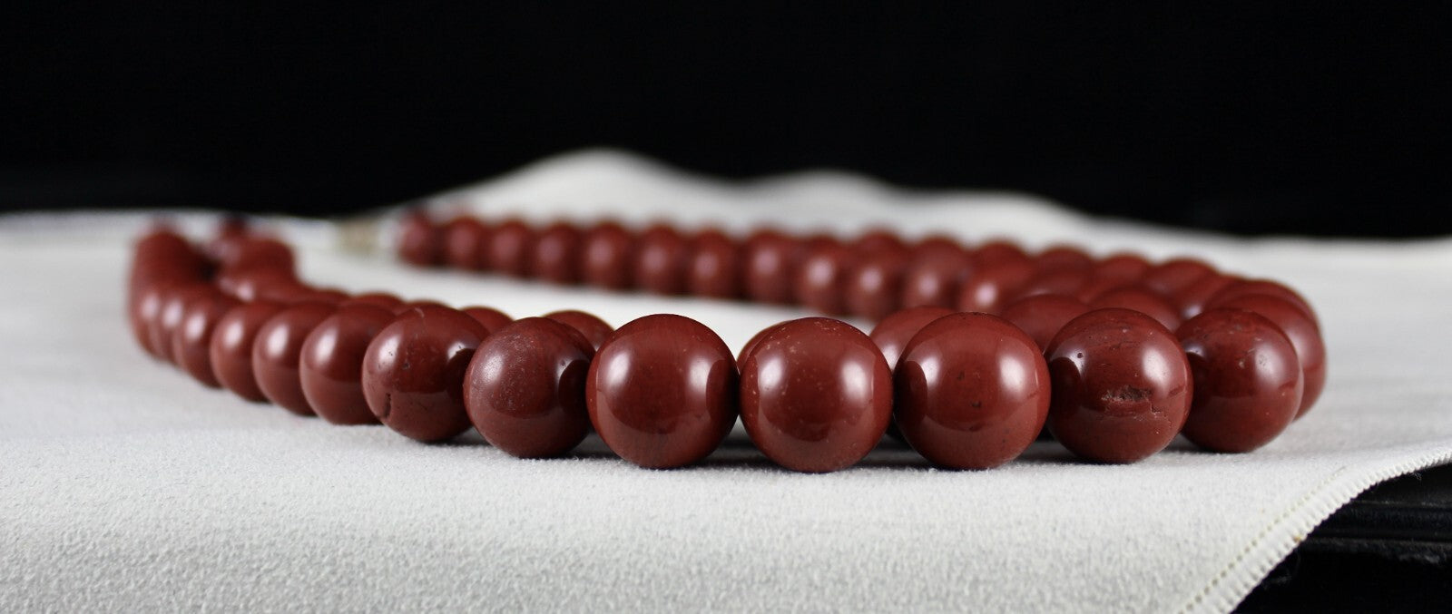 Natural Red Jasper Beads Round 1300 Ct Fashion Gemstone Necklace