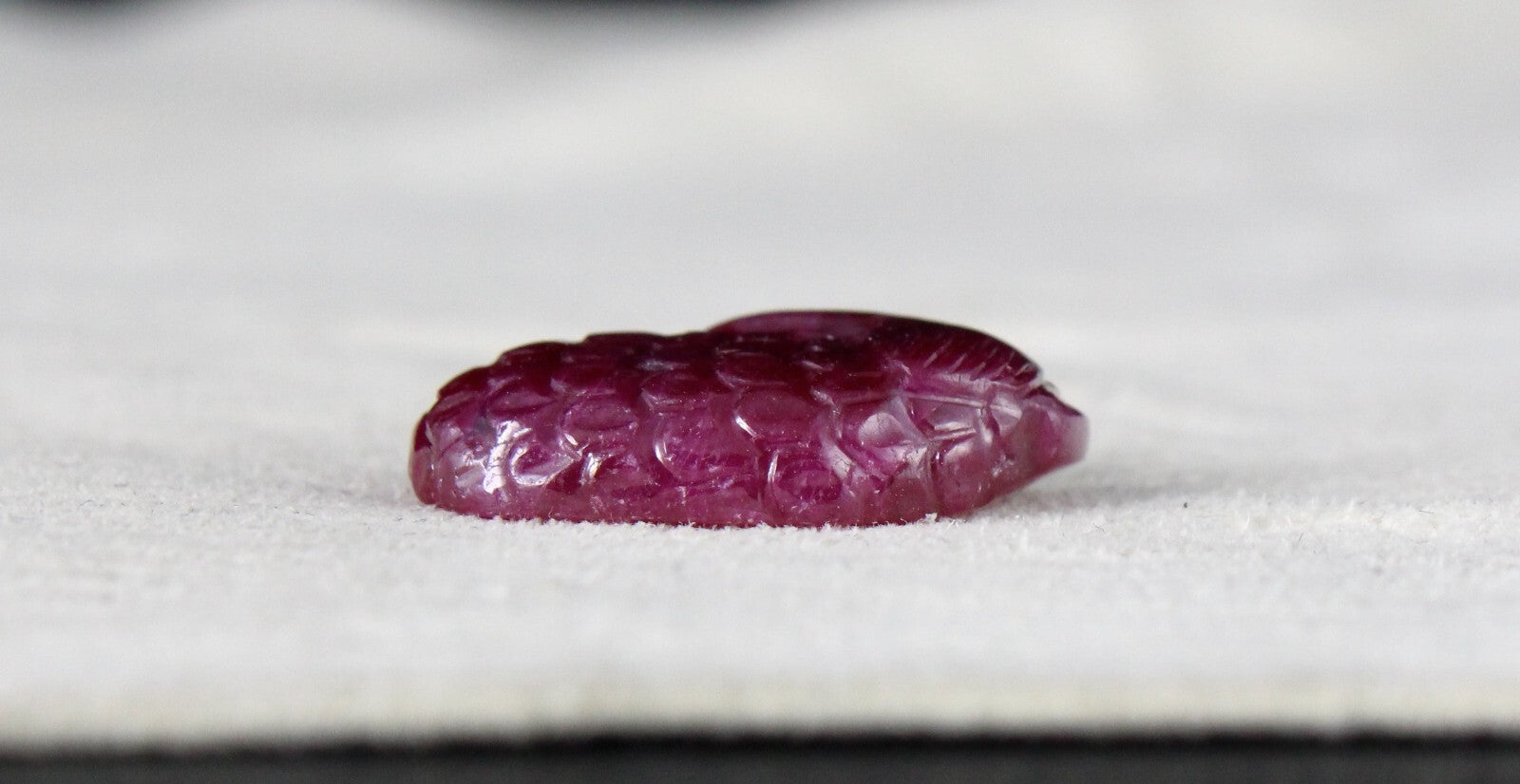 Certified Natural Ruby 20.71 Ct Engraved Peacock Gemstone Pendant Ring