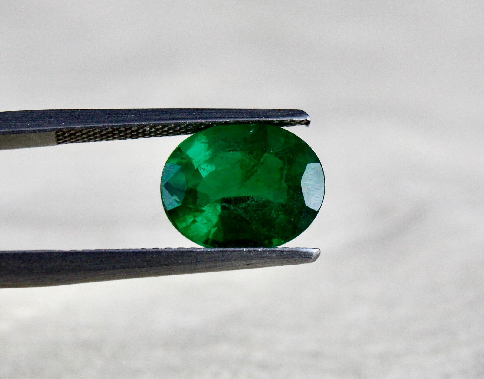 Certified Natural Zambia Emerald Oval Cut 11x9mm 4ct Loose Gemstone Ring