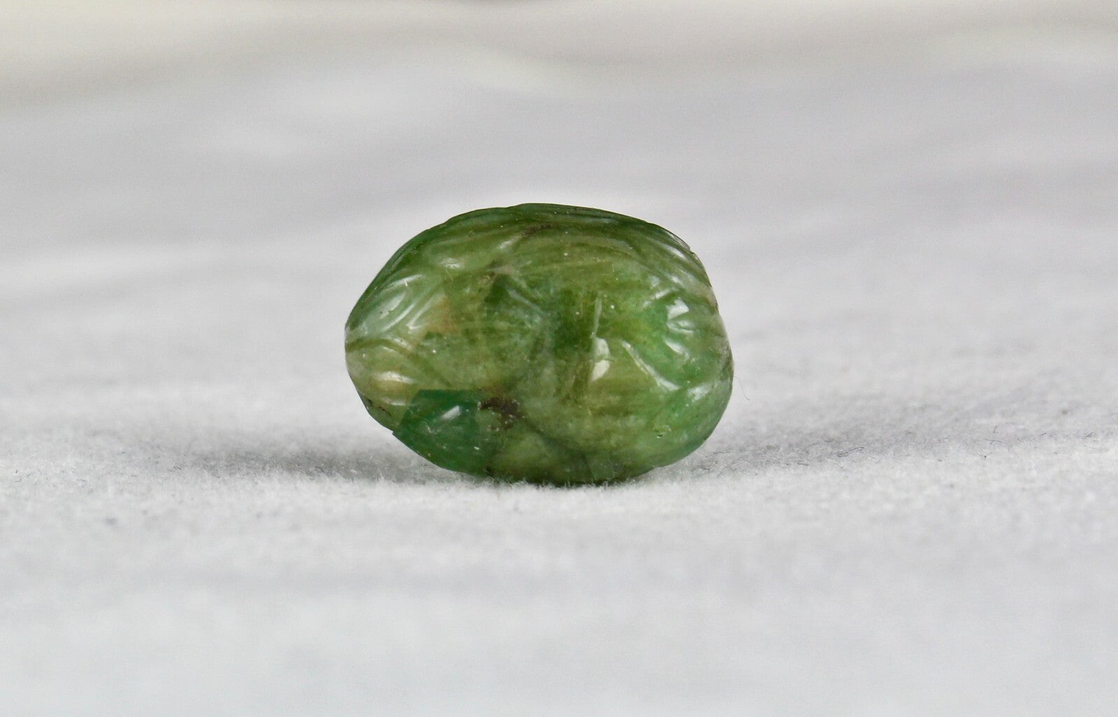 Natural Untreated Emerald 28.63 Ct Carved Bead Gemstone For Pendant Design