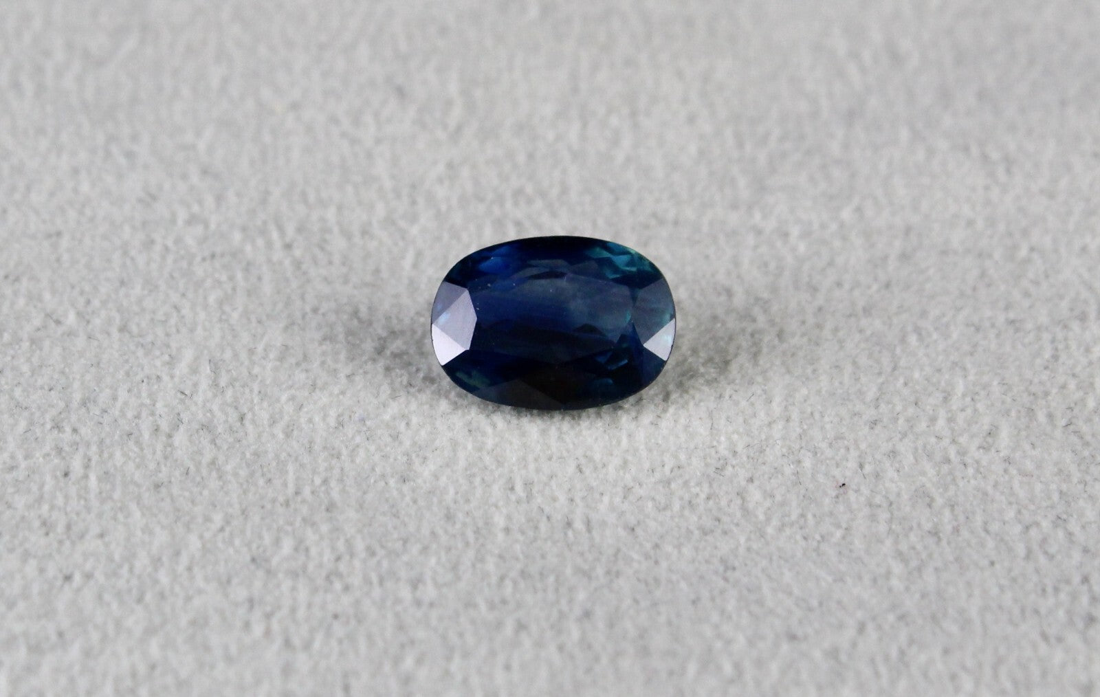 Certified Natural Blue Sapphire 3.66 Ct Oval Gemstone Ring Pendant Loose Stone