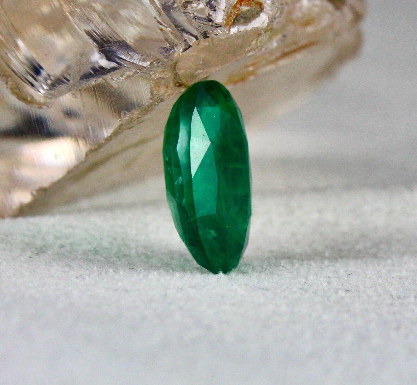 Certified Natural Emerald Oval Cut 15x11mm 7.42 Ct Loose Gemstone Ring Pendant