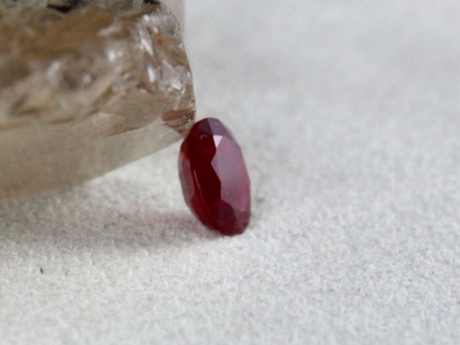 Certified Grs Heated Burma Ruby 3.14 Ct Gemstone Oval Ring Pendant