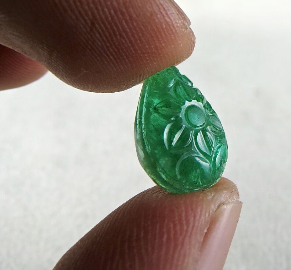 17X11 MM NATURAL ZAMBIA EMERALD PEAR CARVED 6.50 CARAT GEMSTONE FOR RING PENDANT