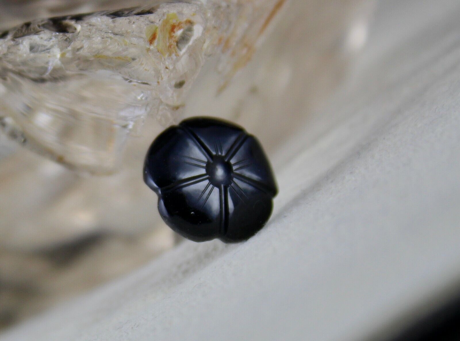 NATURAL BLACK ONYX CARVED FLOWER 15 PCS 63 CTS GEMSTONE RING PENDANT EARRING SET