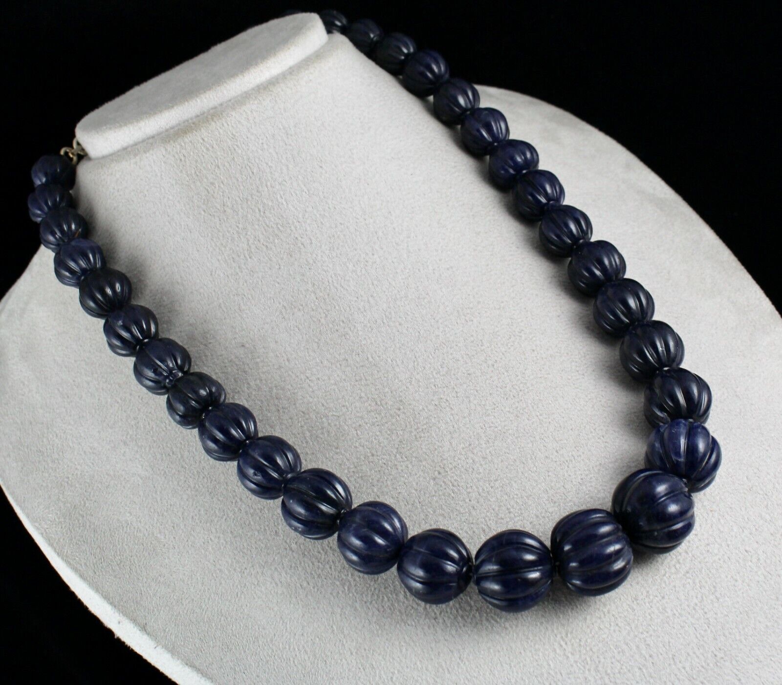 NATURAL BLUE JADE BEADS CARVED ROUND GEMSTONE 1 LINE 1001 CARATS SILVER NECKLACE