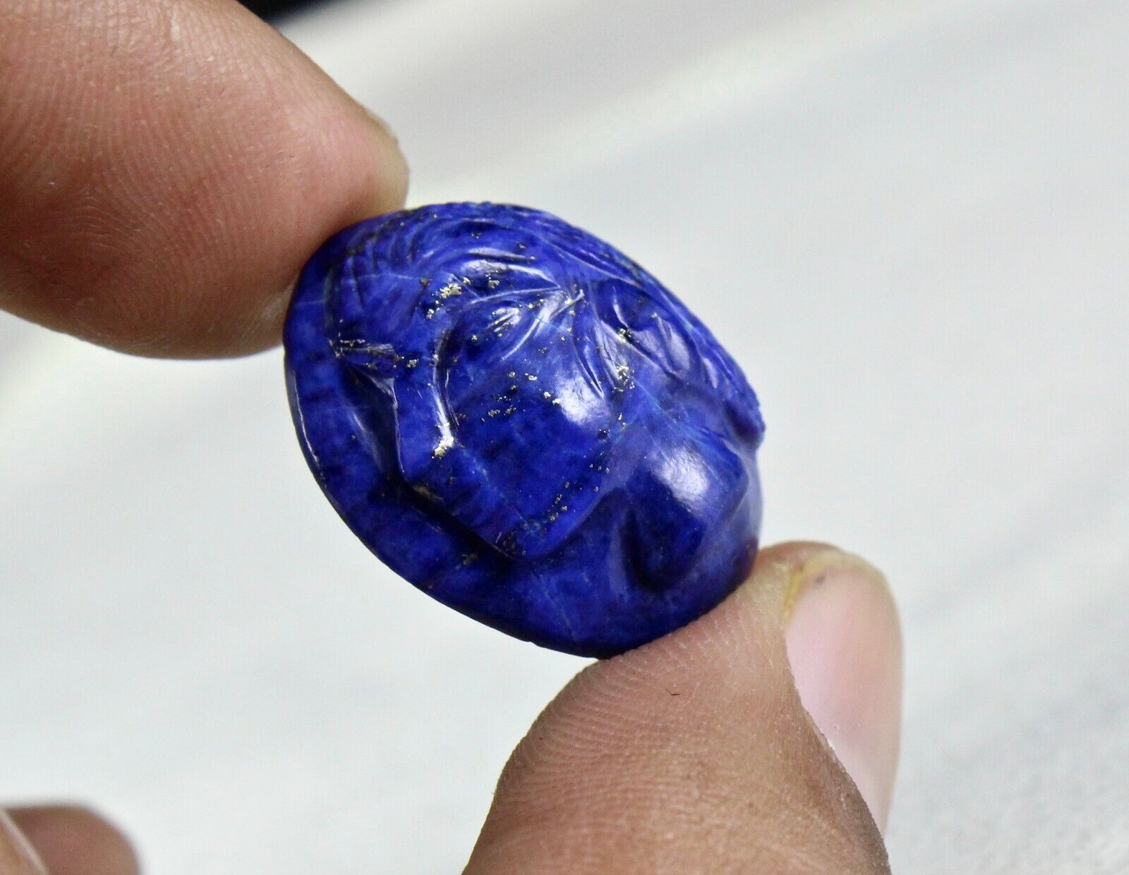 NATURAL LAPIS LAZULI CARVED QUEEN 24 MM 28.77 CTS GEMSTONE FOR DESIGNING PENDANT