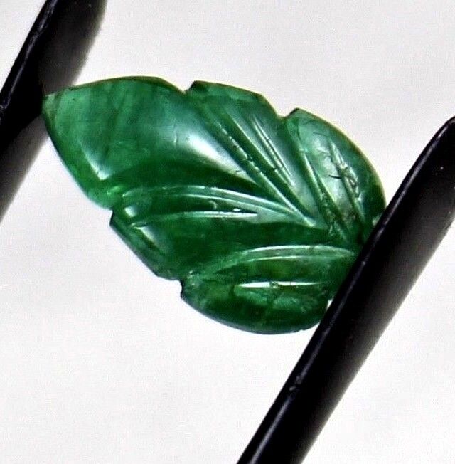 Zambia Natural Emerald Carved Leaf 3.02 Ct Gemstone For Ring Pendant Designing