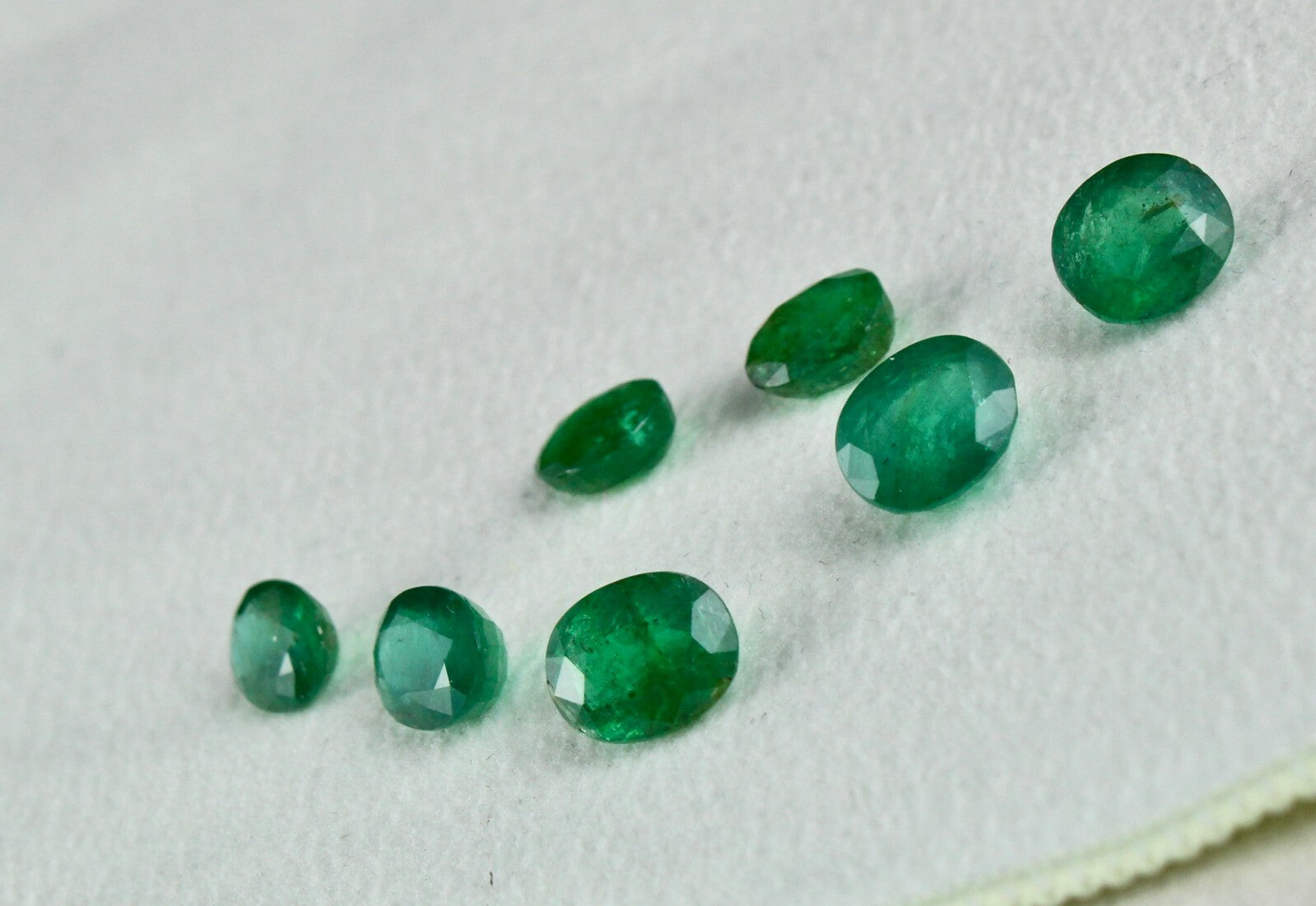 Certified Natural Zambia Emerald Oval Cut 7 Pc Gemstone Set 16.03 Ct Earth Mined